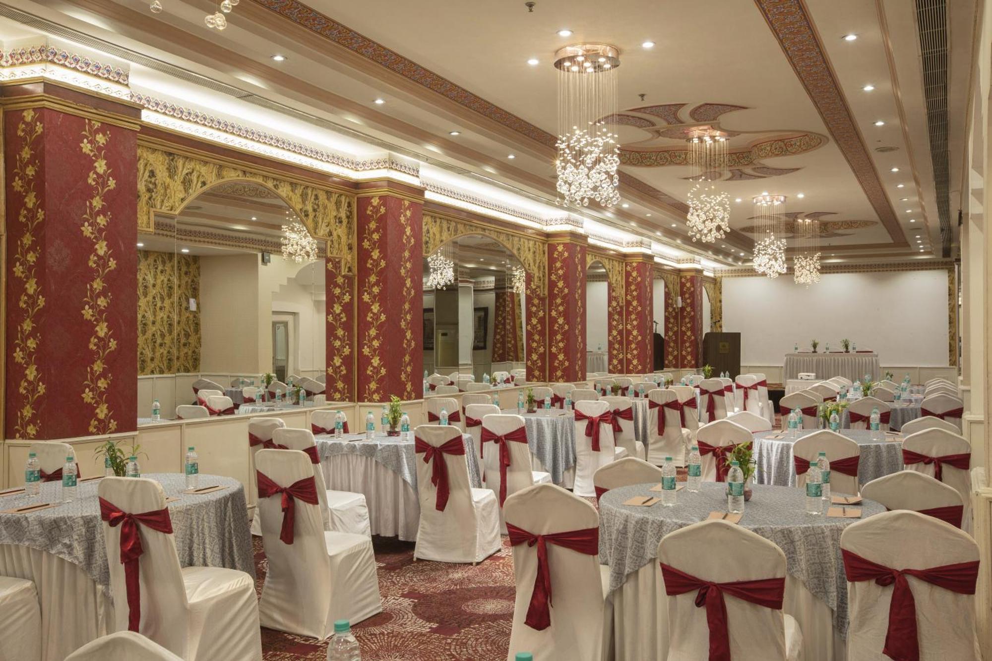 Vesta Maurya Palace Jaipur Exterior photo